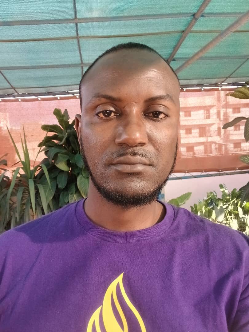 Kader Diakhaté Directeur Arts Visuels formateur peinture photographie arts numériques Sénégal